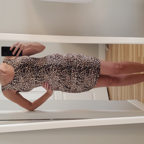 Cheetah print dress - Picture 2 of 3